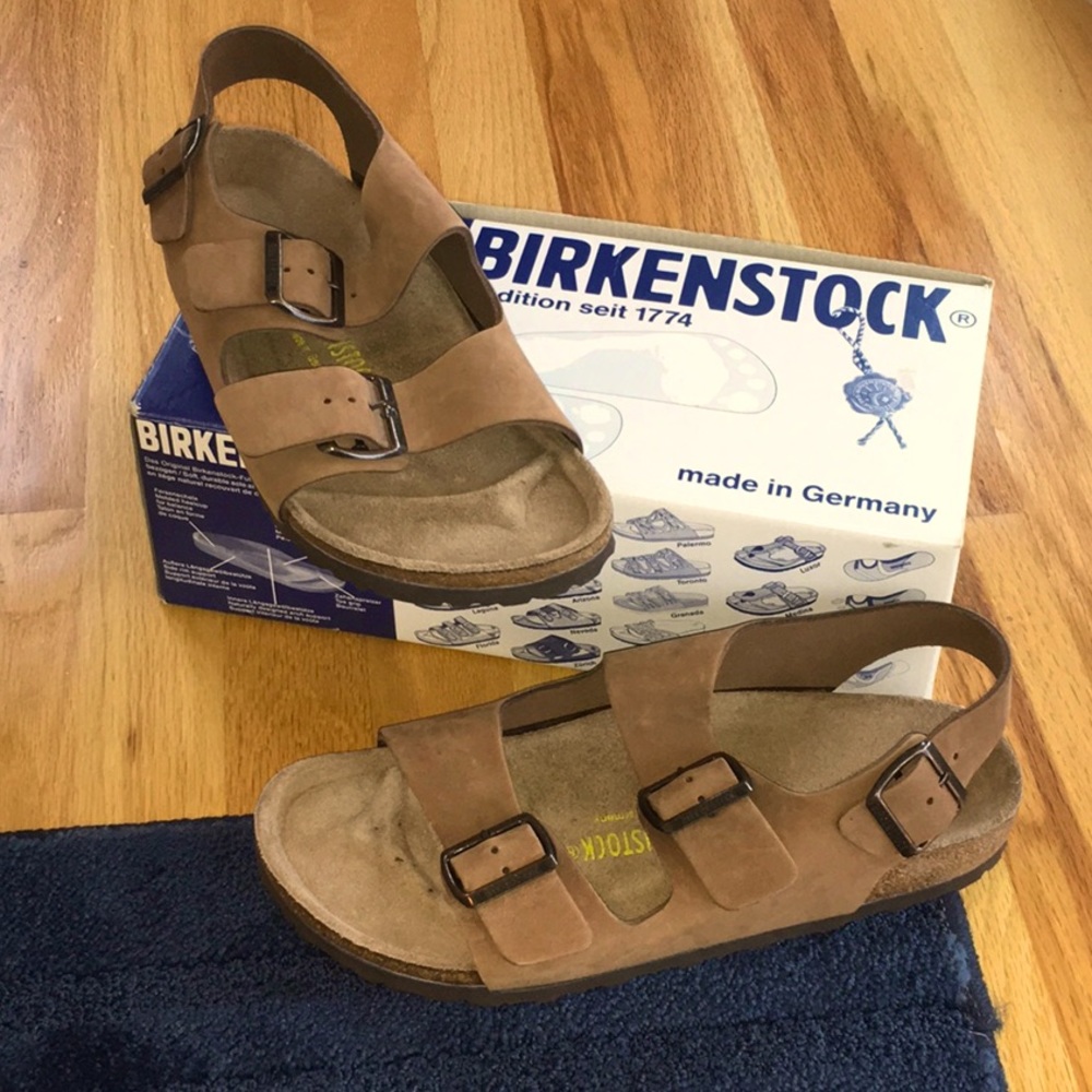 Birkenstock’s women’s Leather sandals